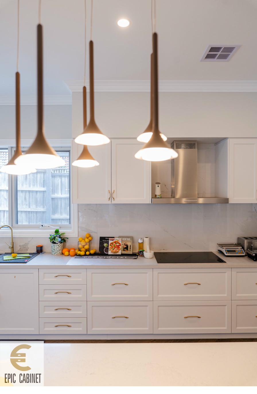 Glen Iris kitchen — pendant lighting and island seating